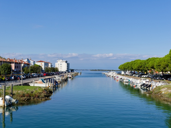 Grado-von-der-Bruecke-aus